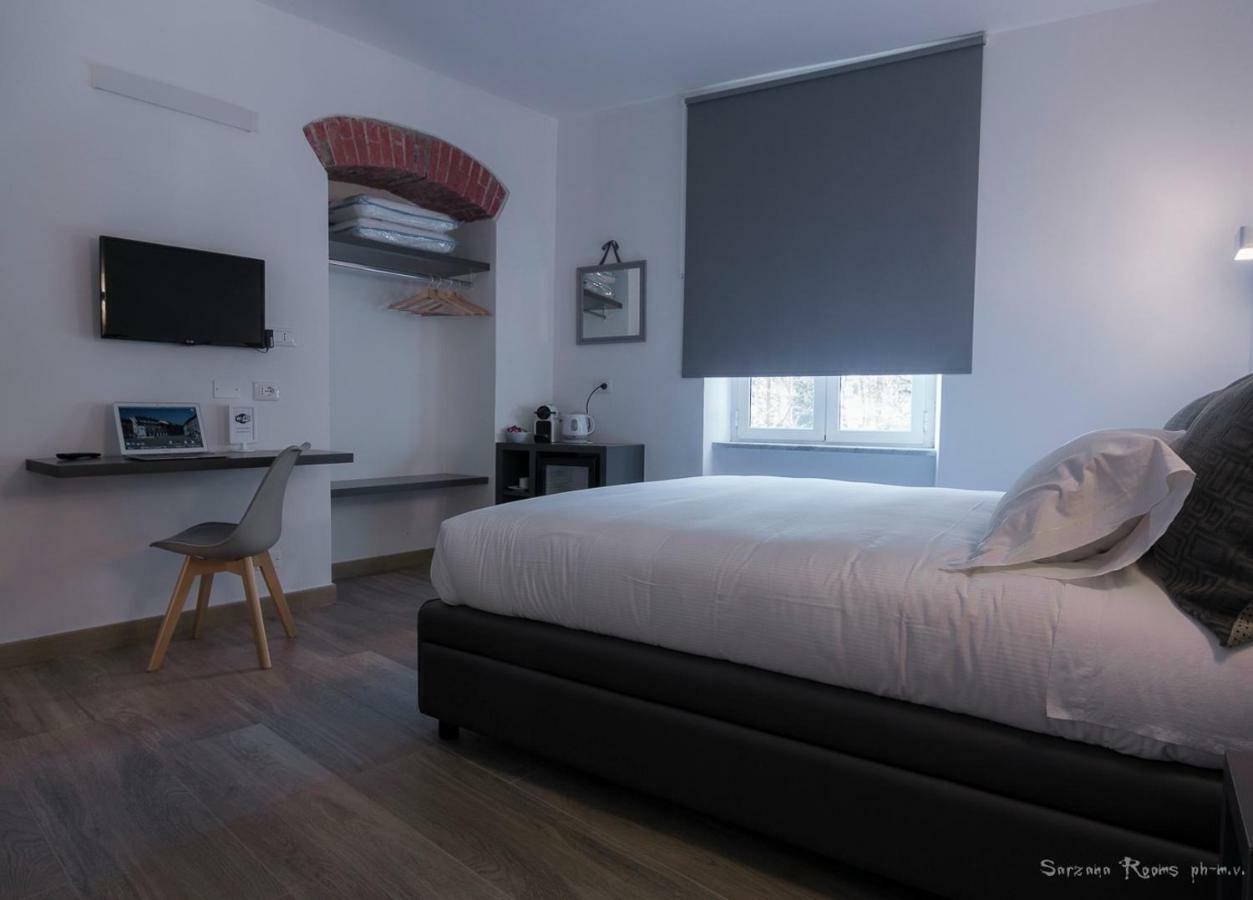 Sarzana's Rooms Buitenkant foto